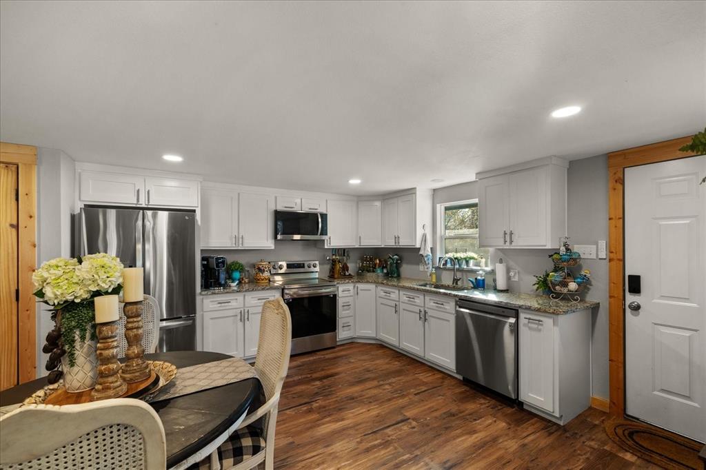 Whispering Oaks - Residential