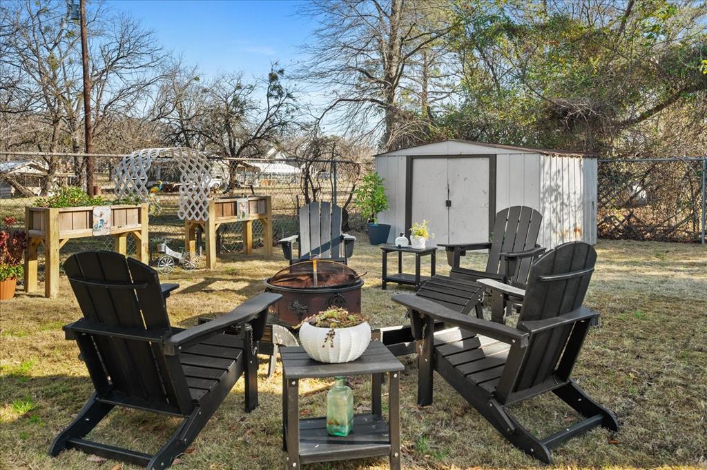 Whispering Oaks - Residential