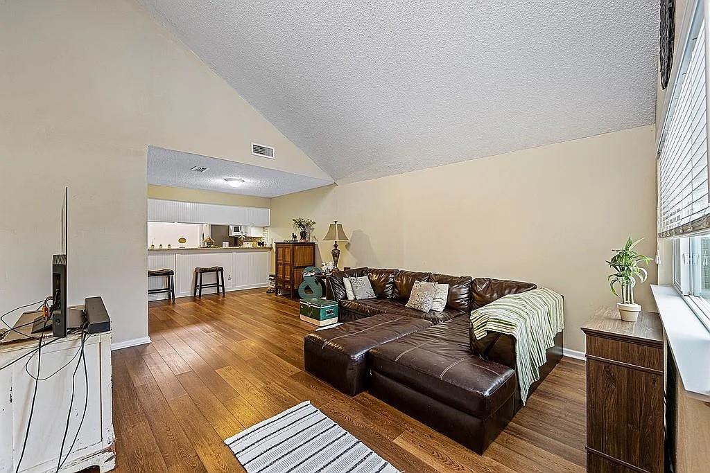Runaway Bay - Residential
