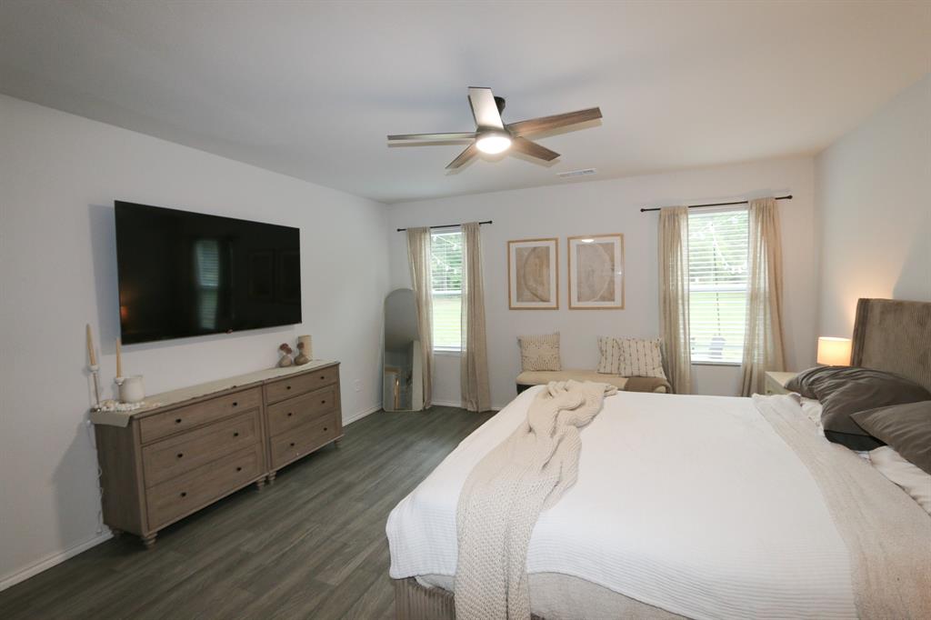 River Oaks (Sawmill Road) - Residential