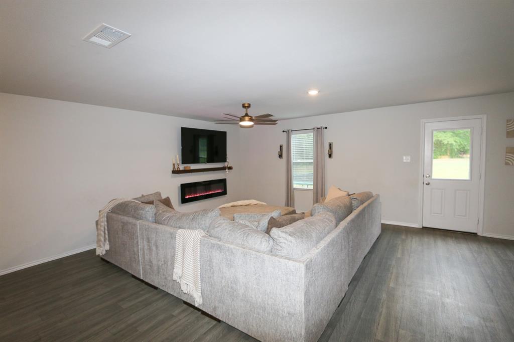 River Oaks (Sawmill Road) - Residential