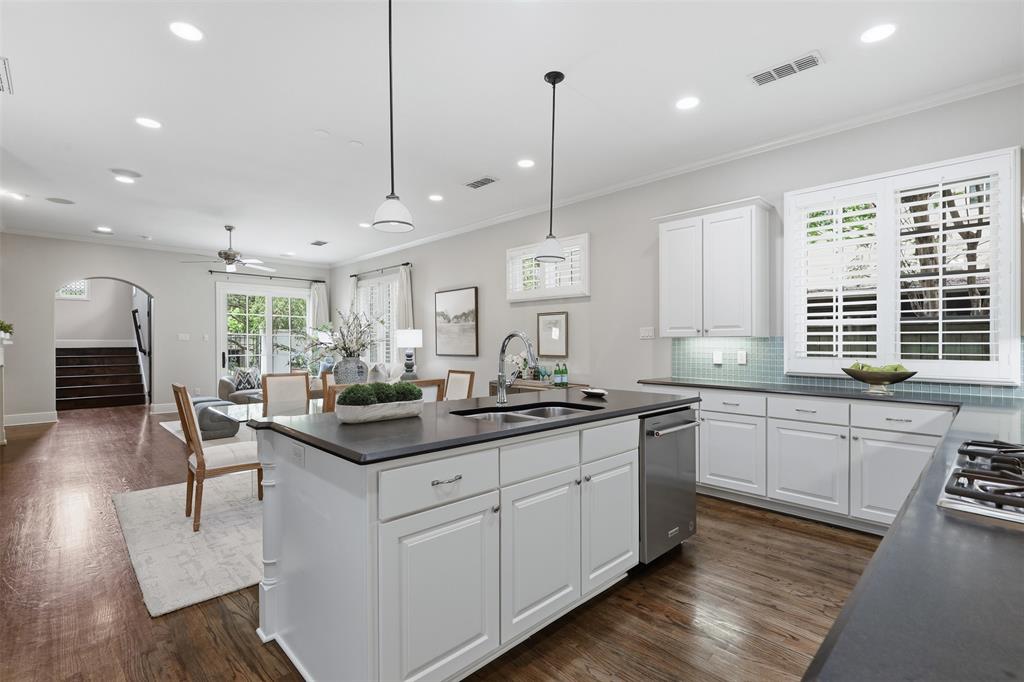 Chamberlain Arlington Heights 1st - Residential