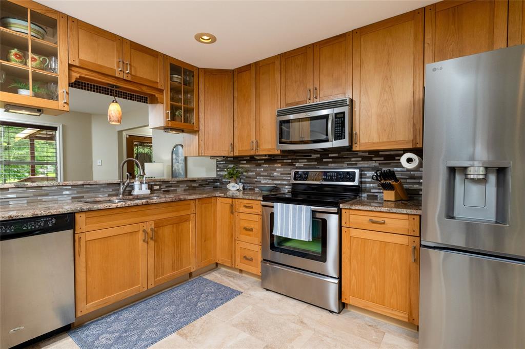 Lakeway Estate - Residential