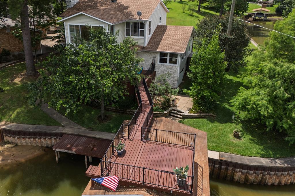 Lakeway Estate - Residential