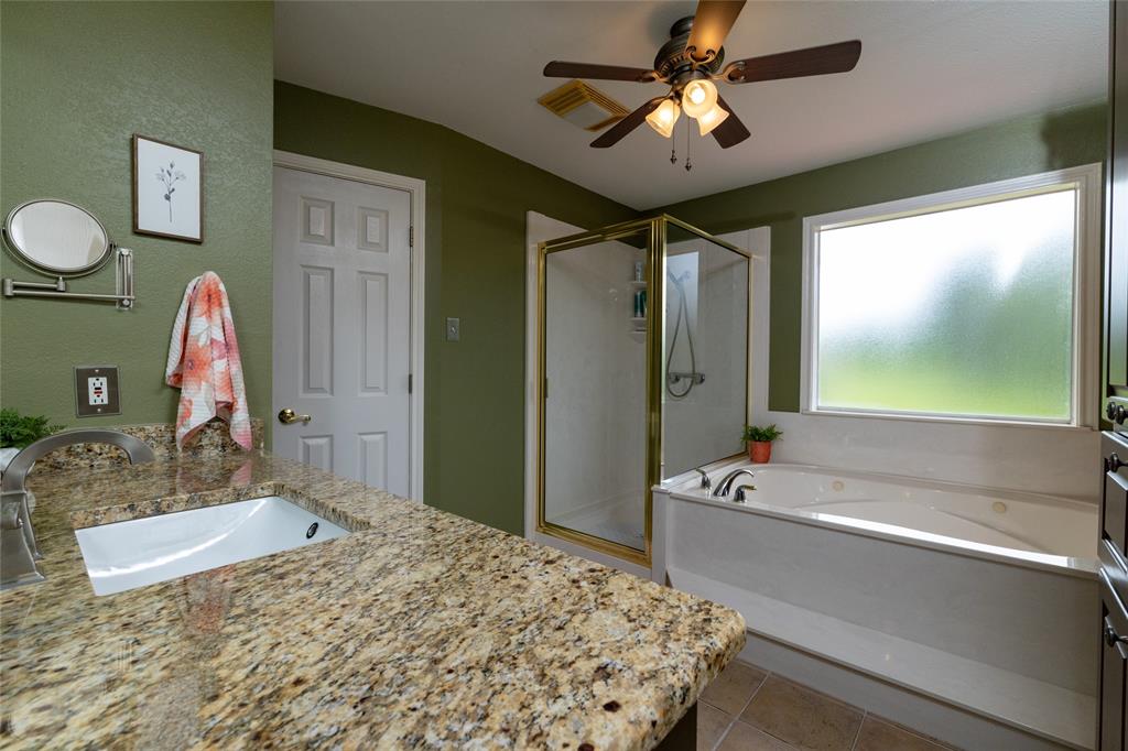 Lakeway Estate - Residential