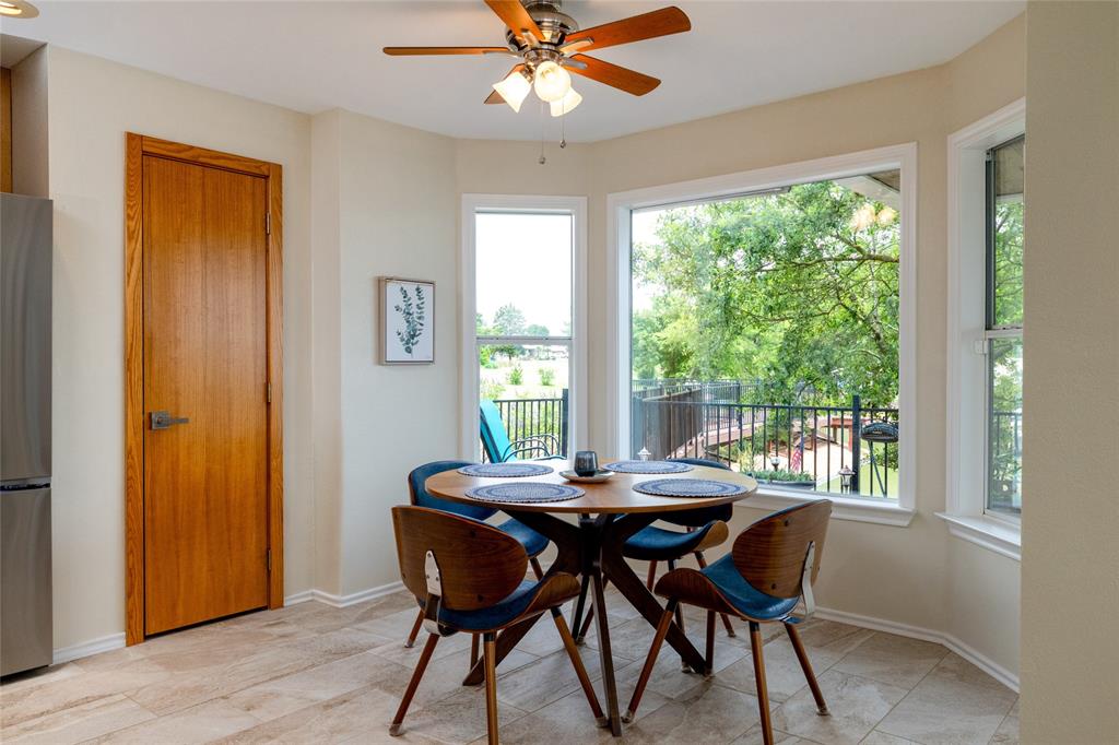 Lakeway Estate - Residential