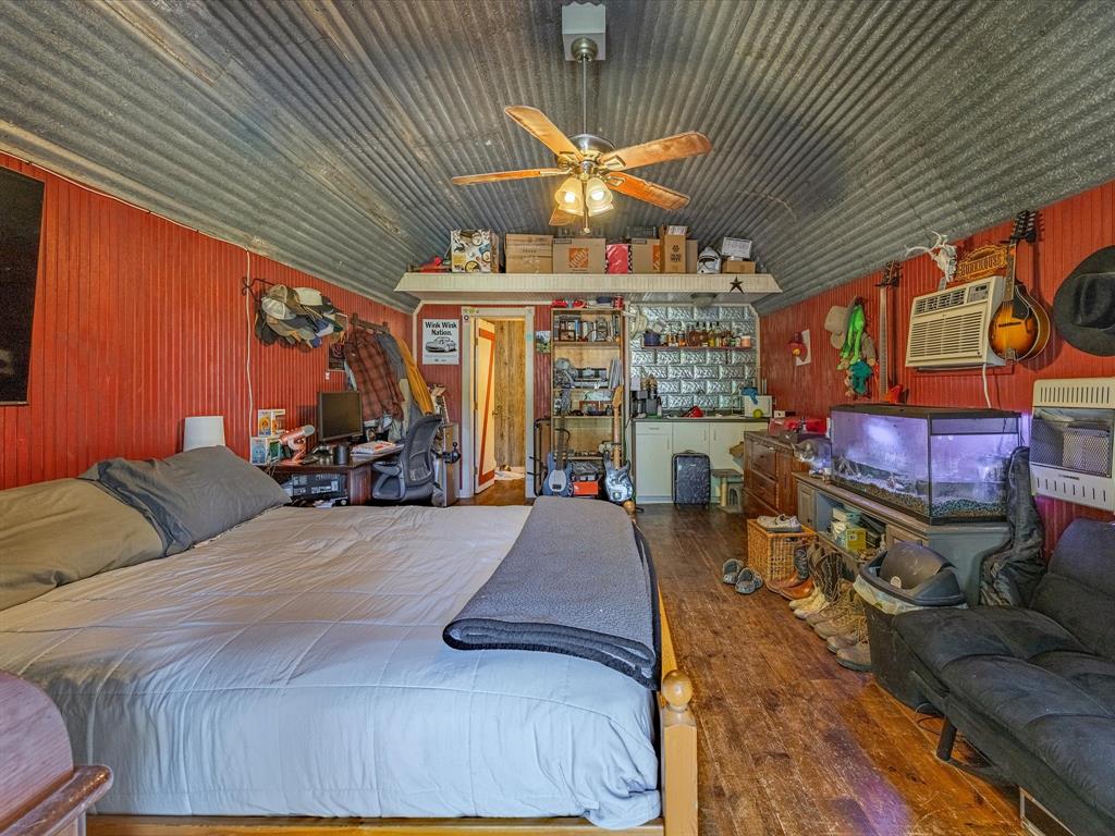 (YS2) S. E. YOUNG CO. - Residential