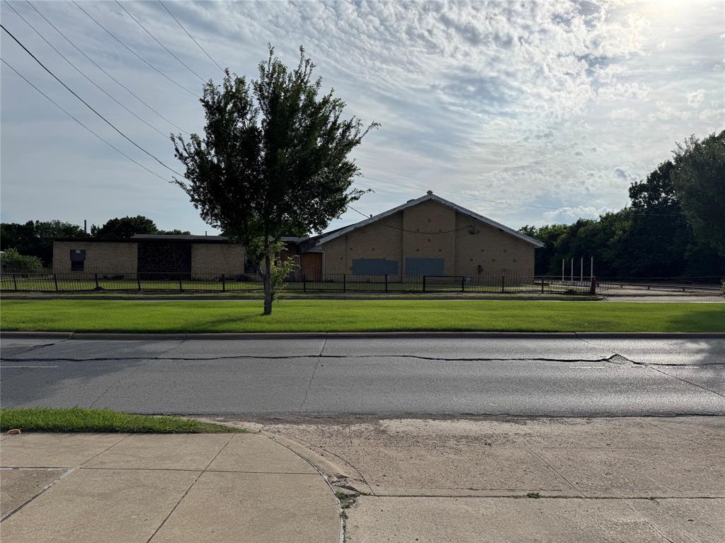 Rare opportunity to own a former church facility on a corner lot in Dallas. Per owner, the building is approximately 22,500 sq ft and offers a spacious layout with 11 classrooms, a commercial kitchen, concrete flooring, and an exterior that is approximately 90 percent brick.

This property is in need of a full remodel, including but not limited to roof, HVAC, electrical, and plumbing and 1 arch beam, making it ideal for an investor, developer, church congregation, community organization, school, daycare concept, or adaptive reuse project. The size, layout, and corner-lot placement provide strong potential for a variety of uses, subject to city zoning and approval.

Property is being sold as-is, where-is. No showings til under contract. Seller and listing agent make no warranties or representations regarding condition, square footage, zoning, permitted use, schools, measurements, or other property information. Buyer and buyer’s agent to verify all information, restrictions, zoning, condition, and intended use.
