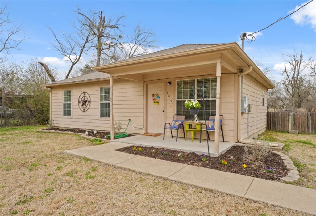 Orig Town Of Lone Oak - Residential