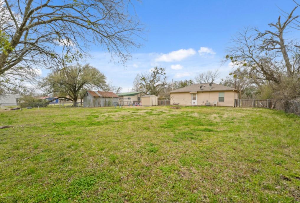 Orig Town Of Lone Oak - Residential