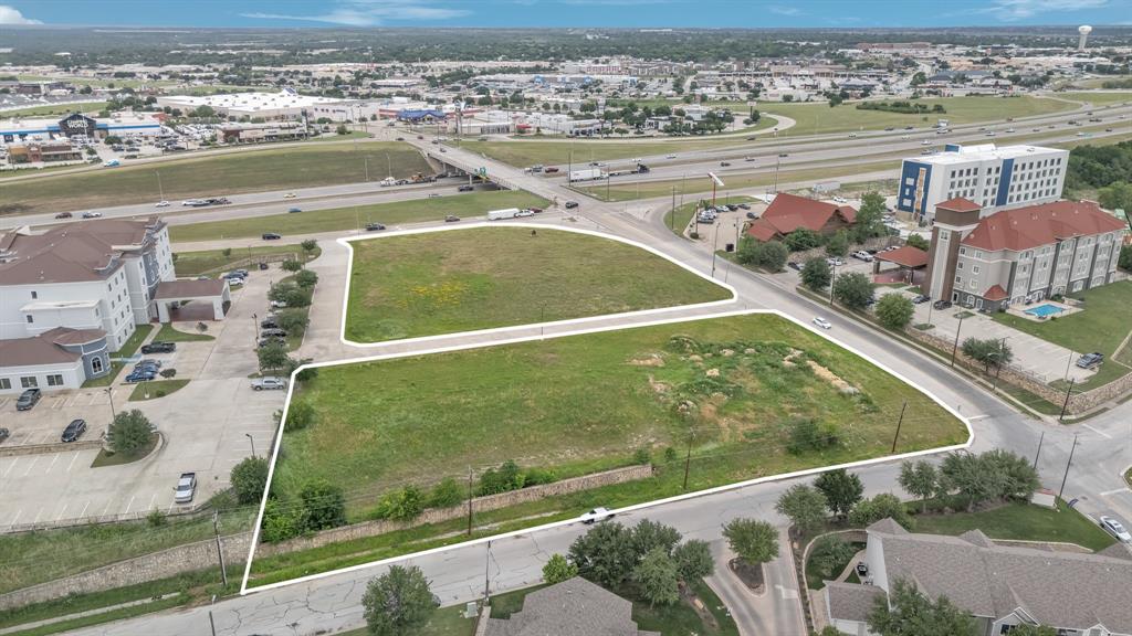 1.377 Acres of corner commercial land ready to be developed. Road frontage of NW HWY 820 and Quebec in Lake Worth. Zoned Intensive Commercial.
