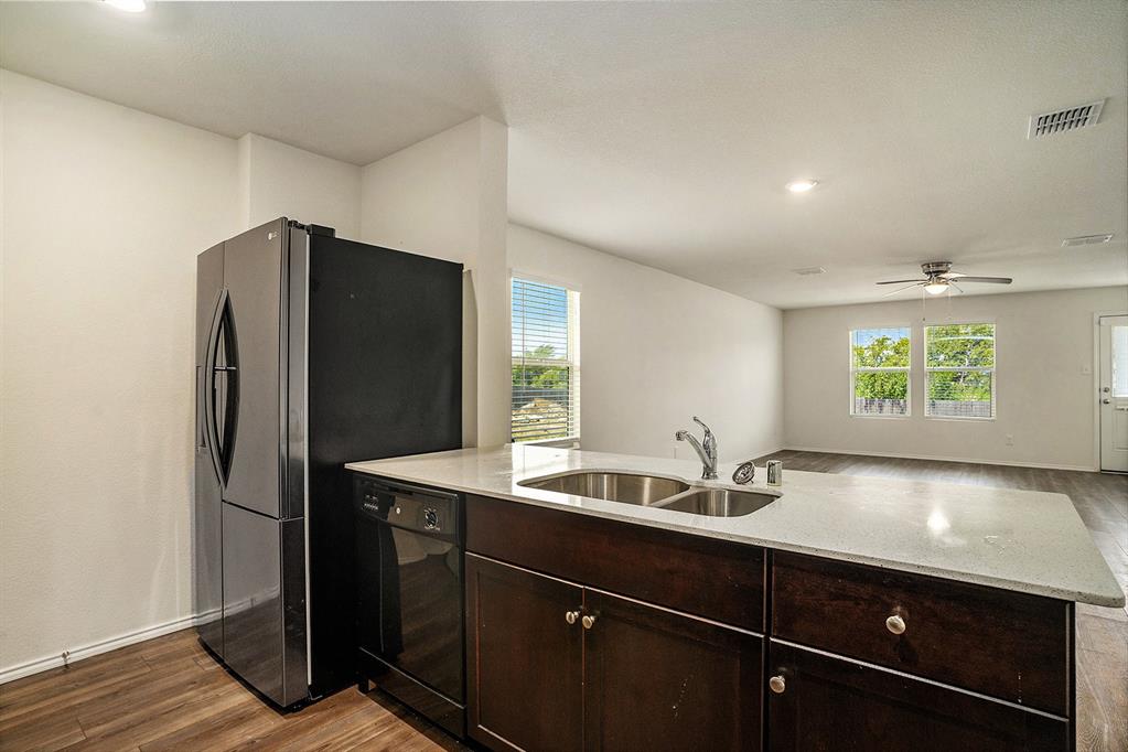 Primrose Xing Ph 4 - Residential