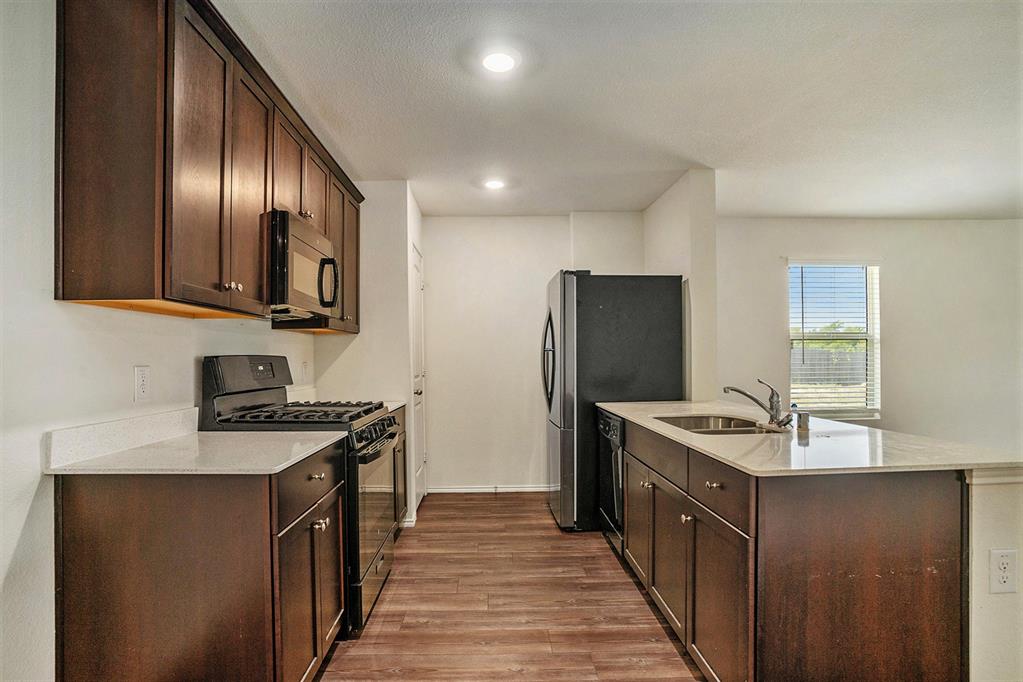 Primrose Xing Ph 4 - Residential