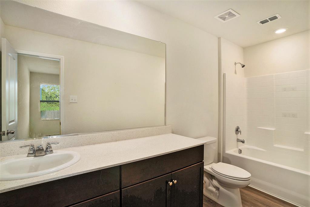 Primrose Xing Ph 4 - Residential