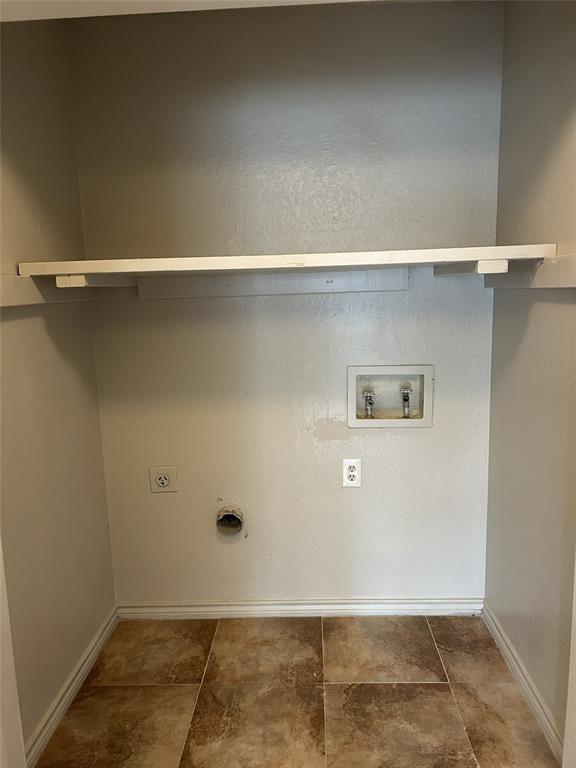 Meadows Condo - Residential