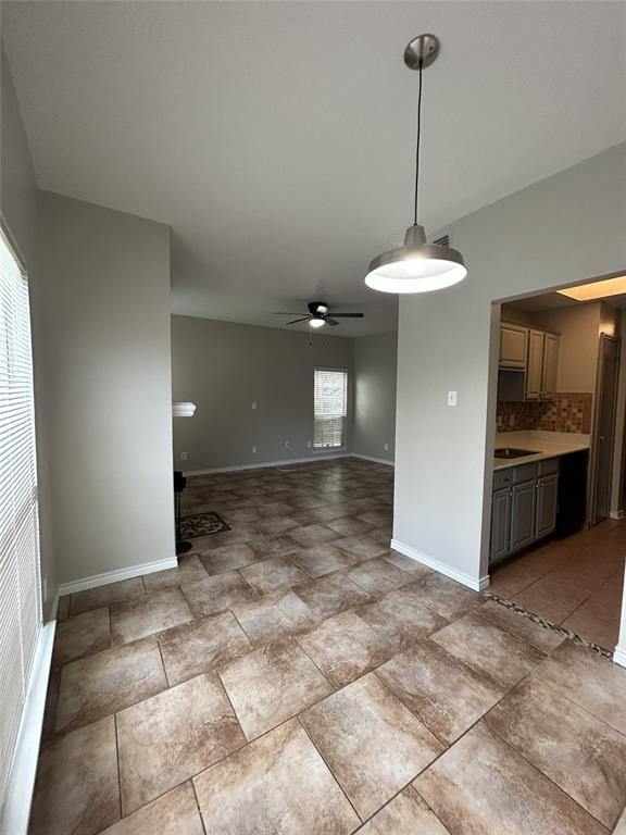 Meadows Condo - Residential