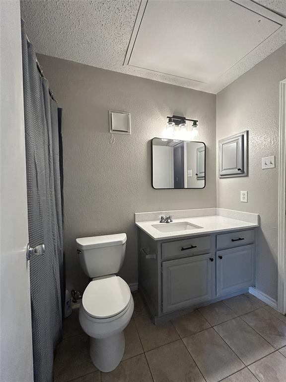 Meadows Condo - Residential