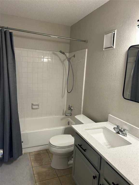 Meadows Condo - Residential