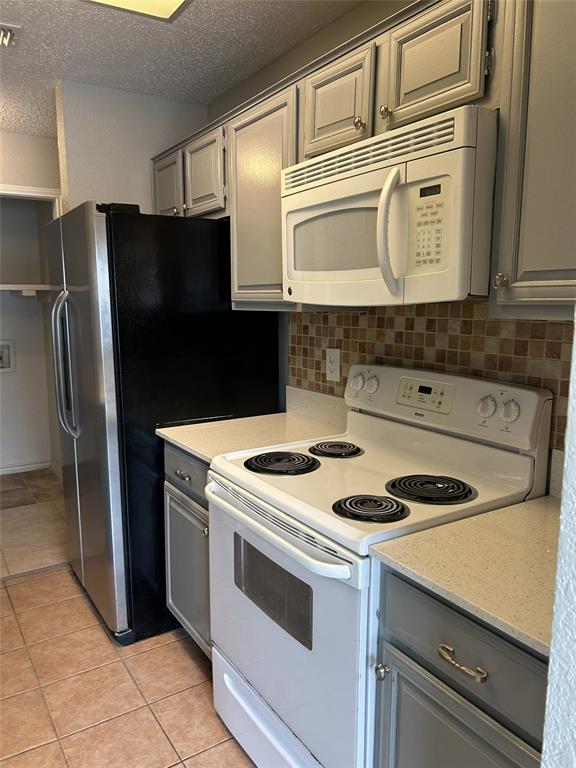 Meadows Condo - Residential