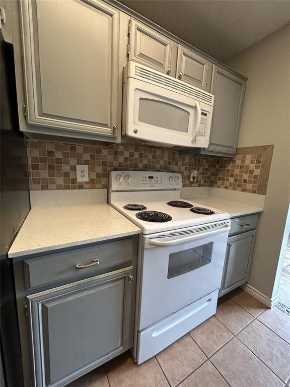 Meadows Condo - Residential
