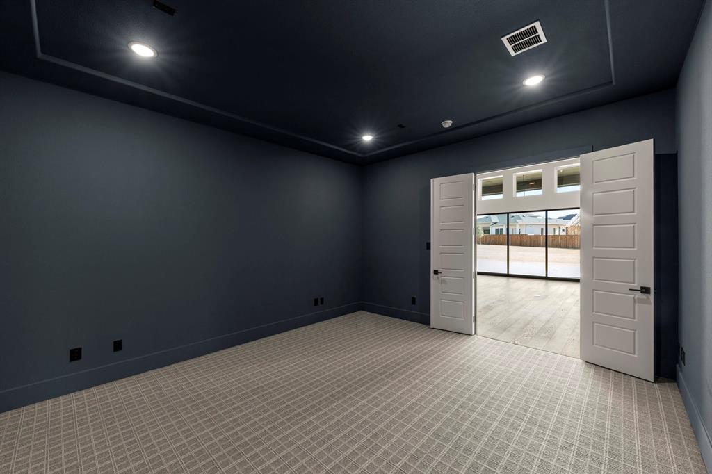 Mustang Lakes - Residential