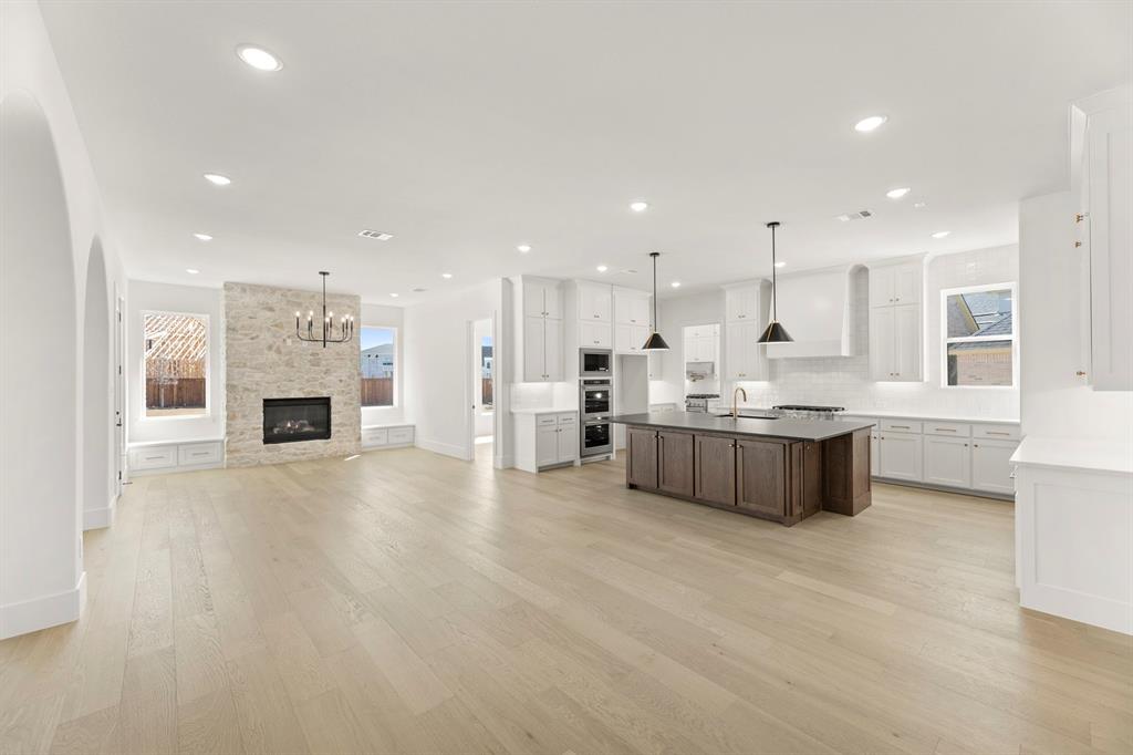 Mustang Lakes - Residential