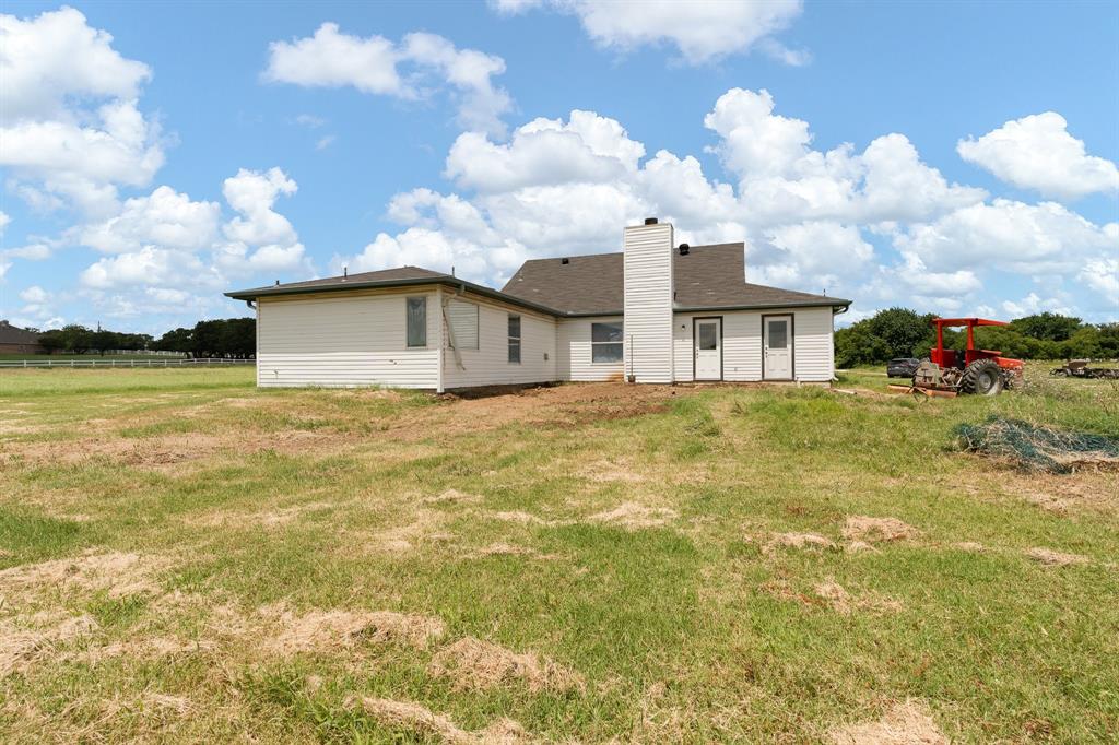 ABST 470 TR 2H J M JAMES - Residential