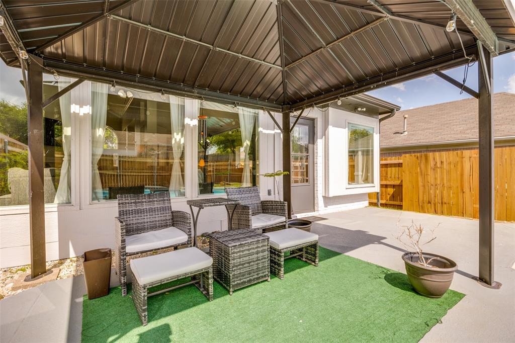 Hunters Glen Twelve - Residential