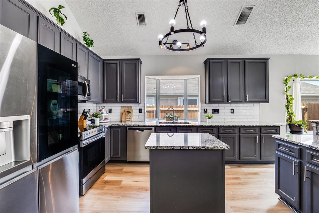 Hunters Glen Twelve - Residential