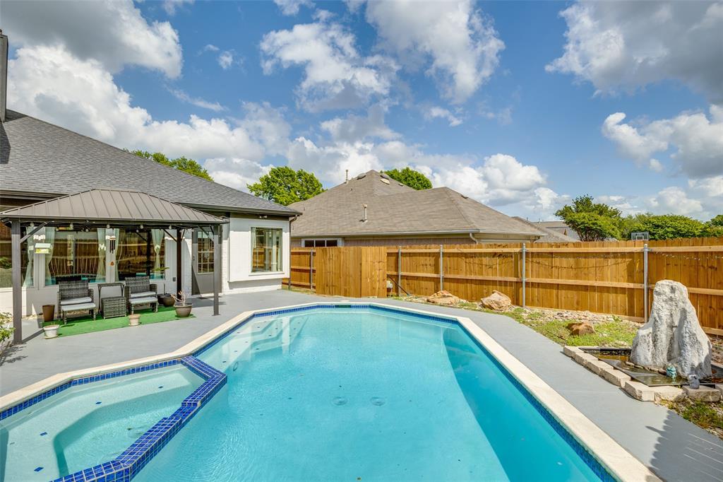 Hunters Glen Twelve - Residential
