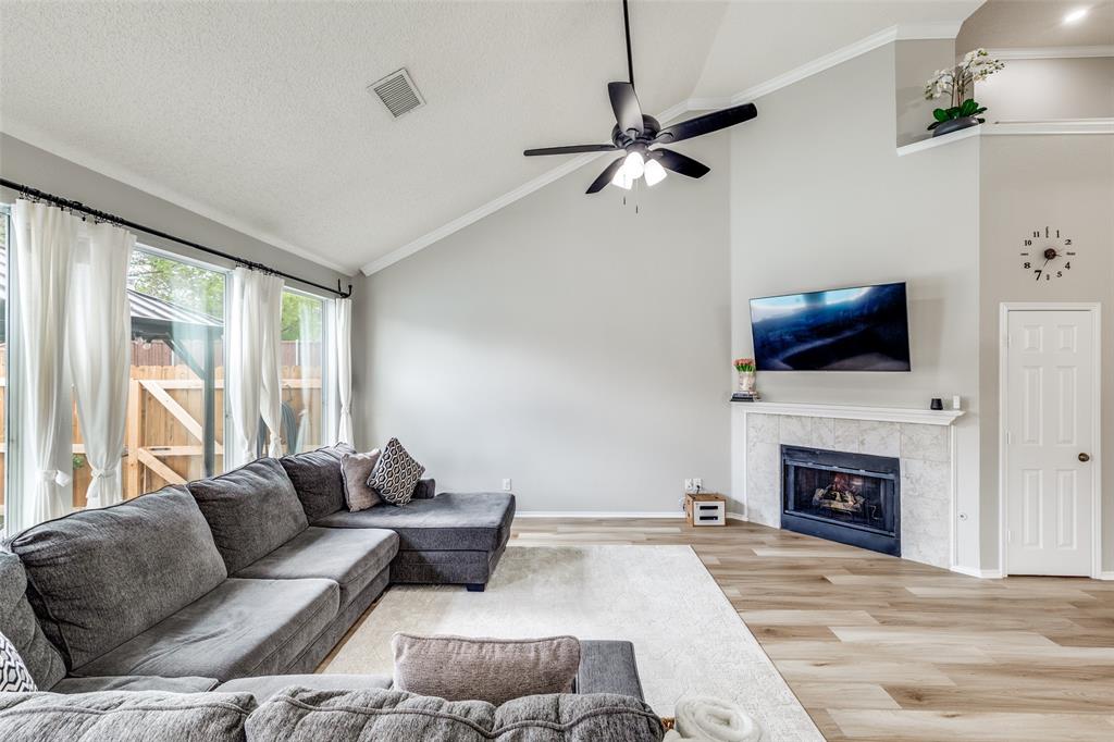 Hunters Glen Twelve - Residential