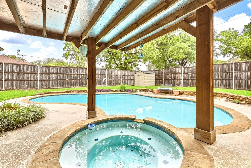 Briarwood Estates 2 - Residential