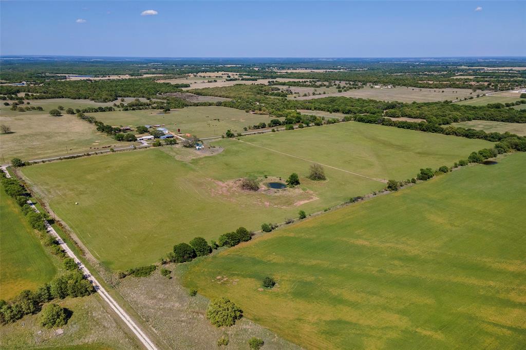 Nocona - Land