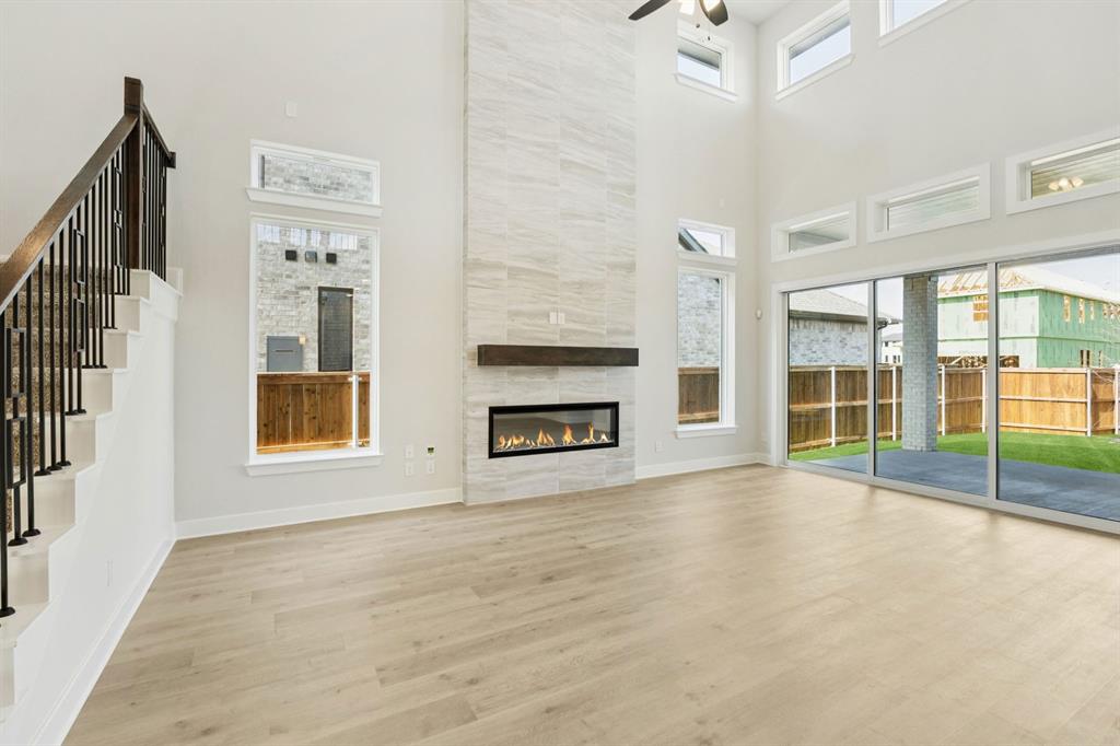 The Grove Frisco - Residential