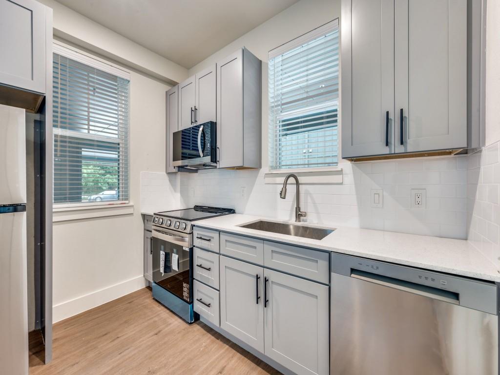 Appel & Harpers City Bl 1493 - Residential Income