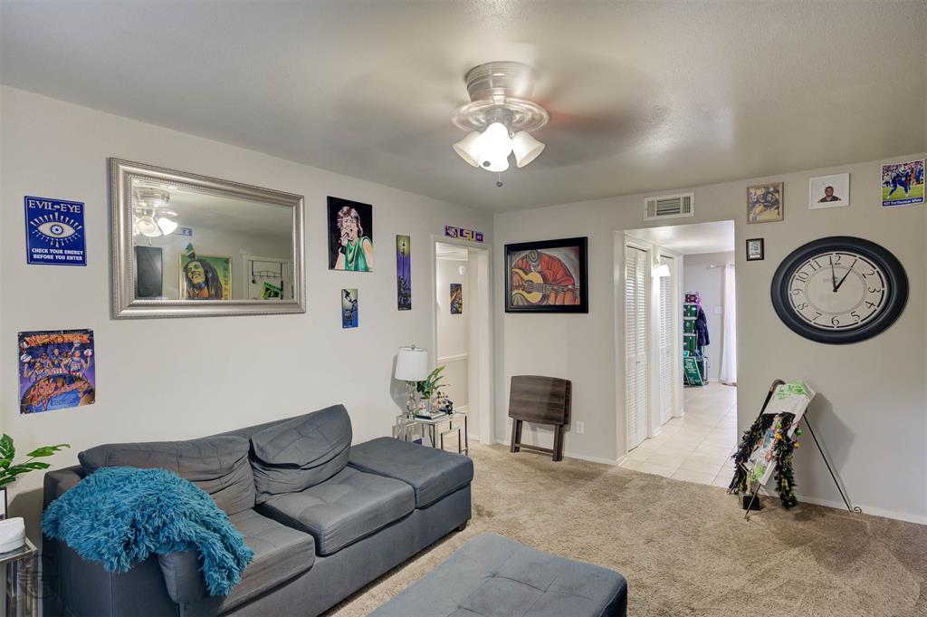 East Kings Court - Residential