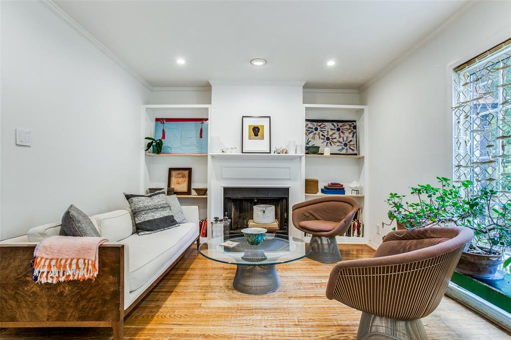 Lake Crest - Residential