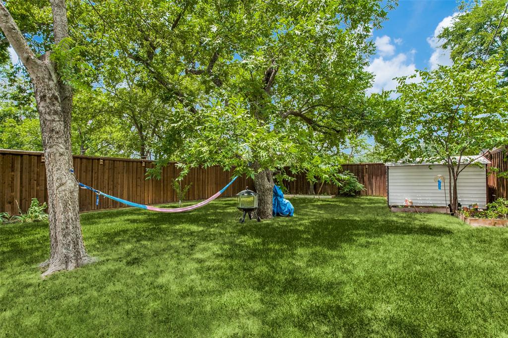 Lake Crest - Residential