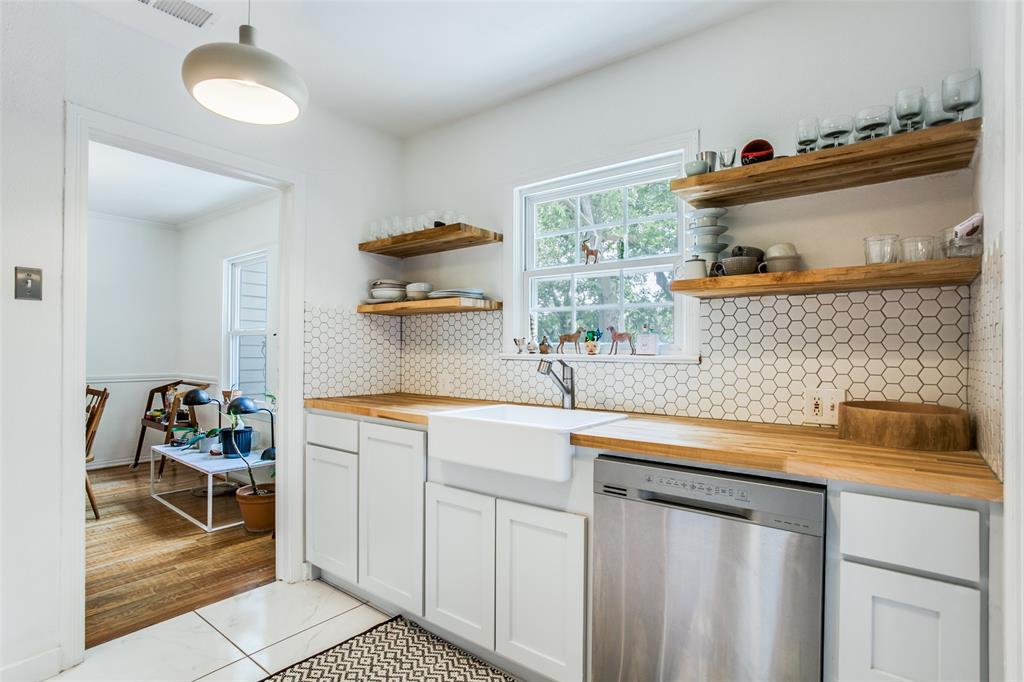 Lake Crest - Residential