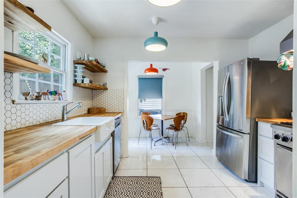 Lake Crest - Residential