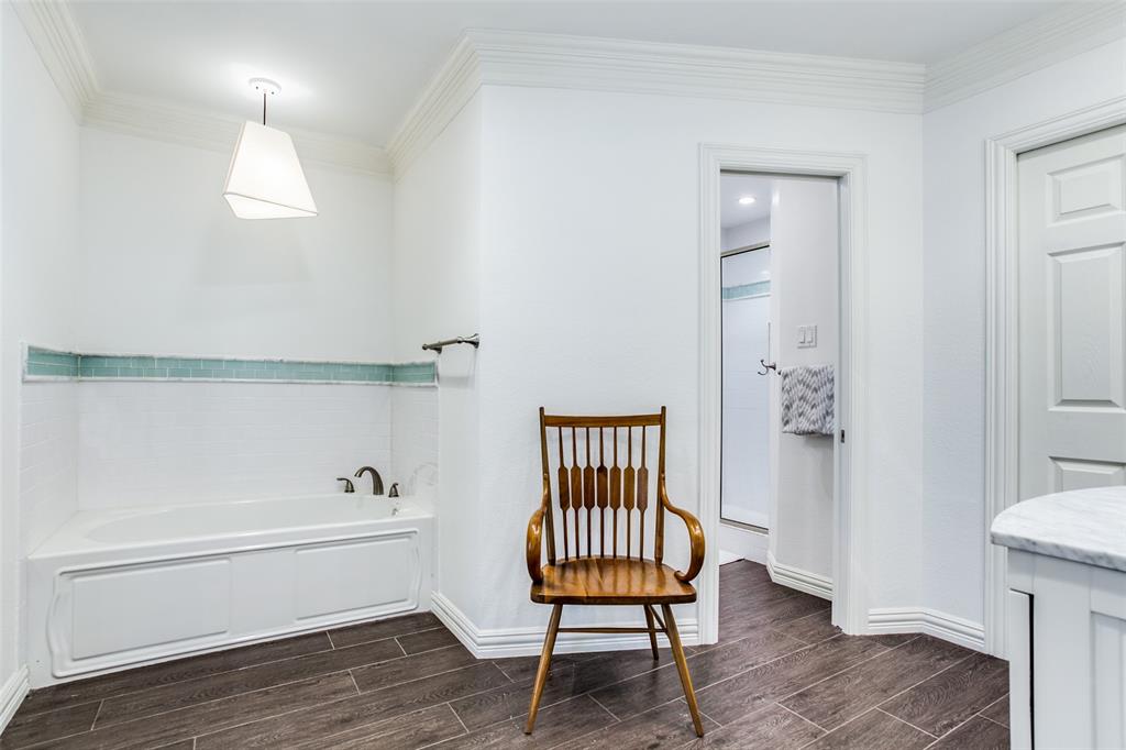 Lake Crest - Residential