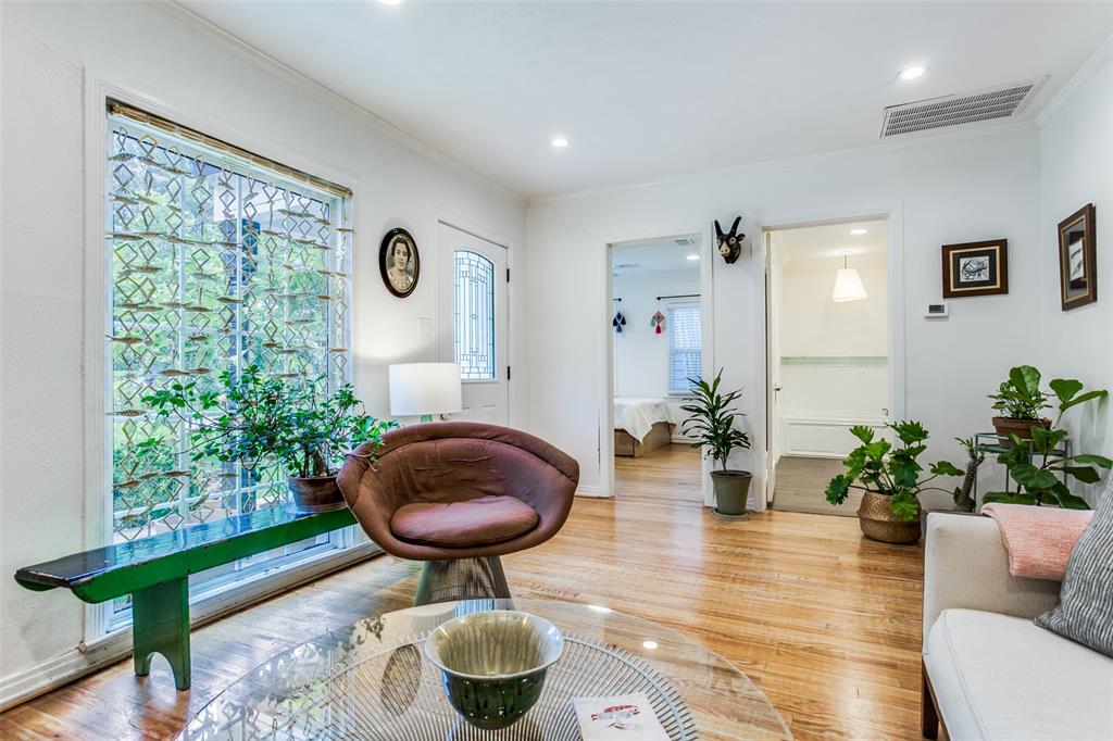 Lake Crest - Residential