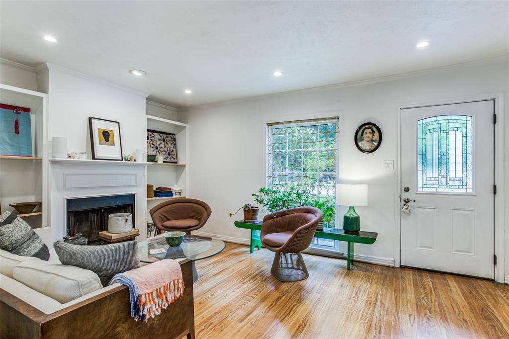 Lake Crest - Residential
