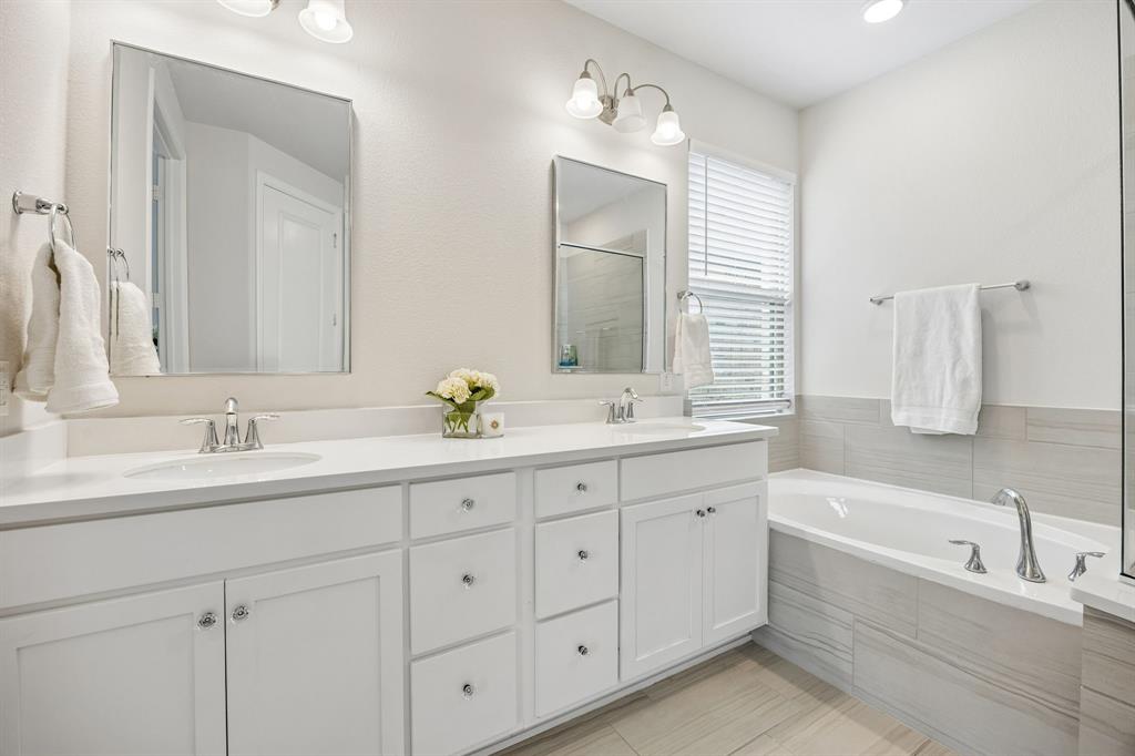 The Ridge Northlake Ph 1 - Residential