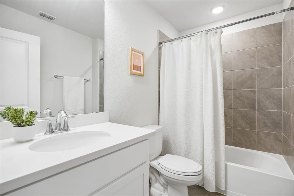 The Ridge Northlake Ph 1 - Residential