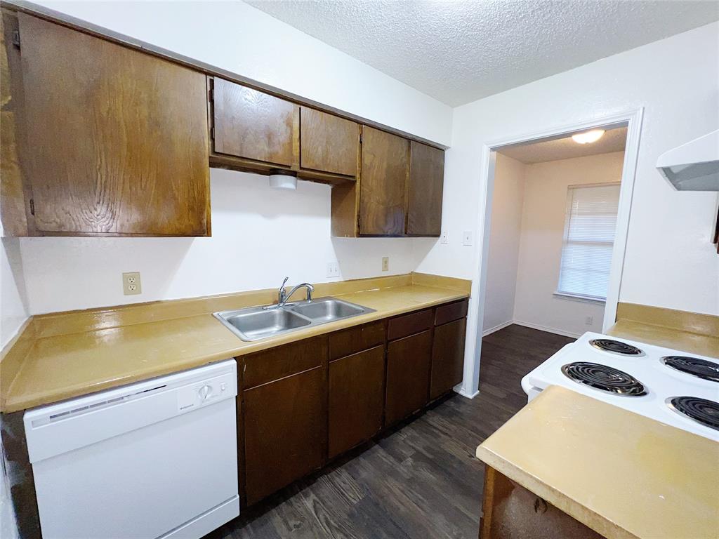 Duplex South Add - Residential Lease