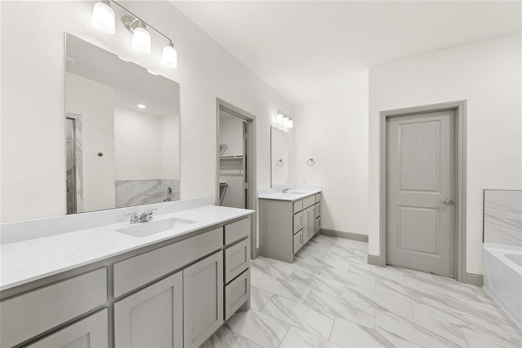 Lakepointe - Residential