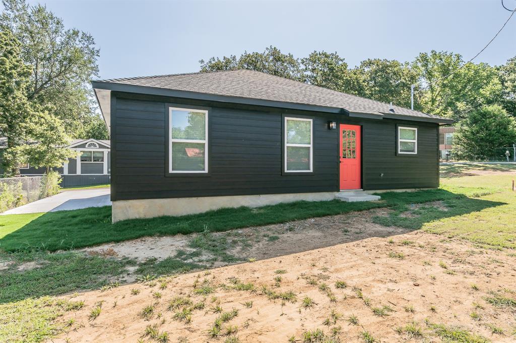 Blue Water Oaks - Residential