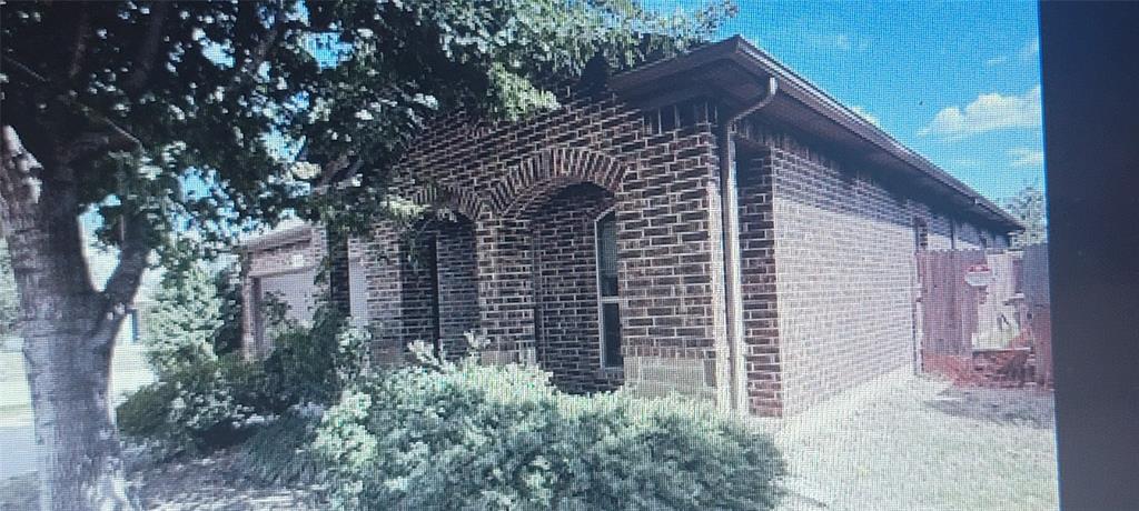 We are reaching out to all cash investors about a new opportunity! This property has fire damage and is ready for a fresh start as a tear-down project. For everyone’s safety, please coordinate with the owner or listing agents before visiting, as a signed Hold Harmless agreement is required to enter.

We would love to show you the site! Please join us for a viewing on Saturday, July 11th, from 10:00 AM to 11:00 AM. We’ll be posting more photos soon, but feel free to contact the listing agent for more details. We appreciate your cooperation and look forward to seeing you there!