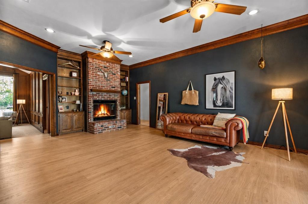 The Oaks - Residential